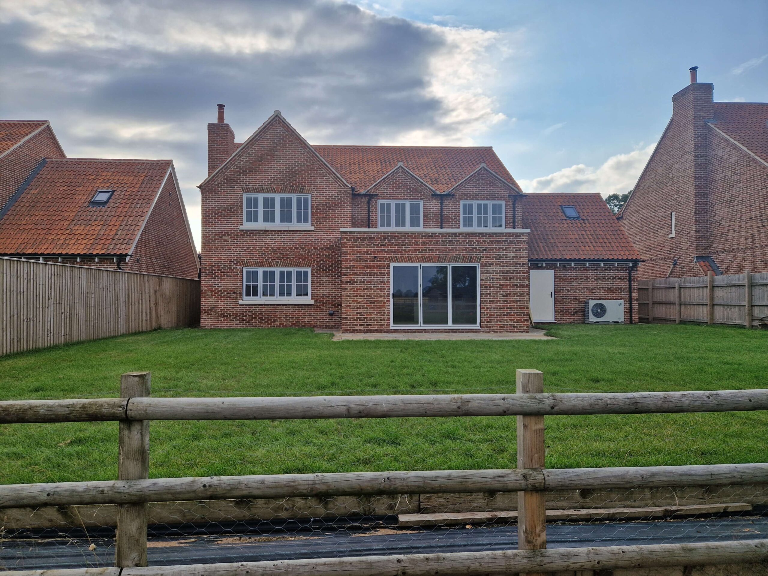 KOG Building Projects Ltd: New build house in Lincolnshire & Nottinghamshire. Expert building contractor services.